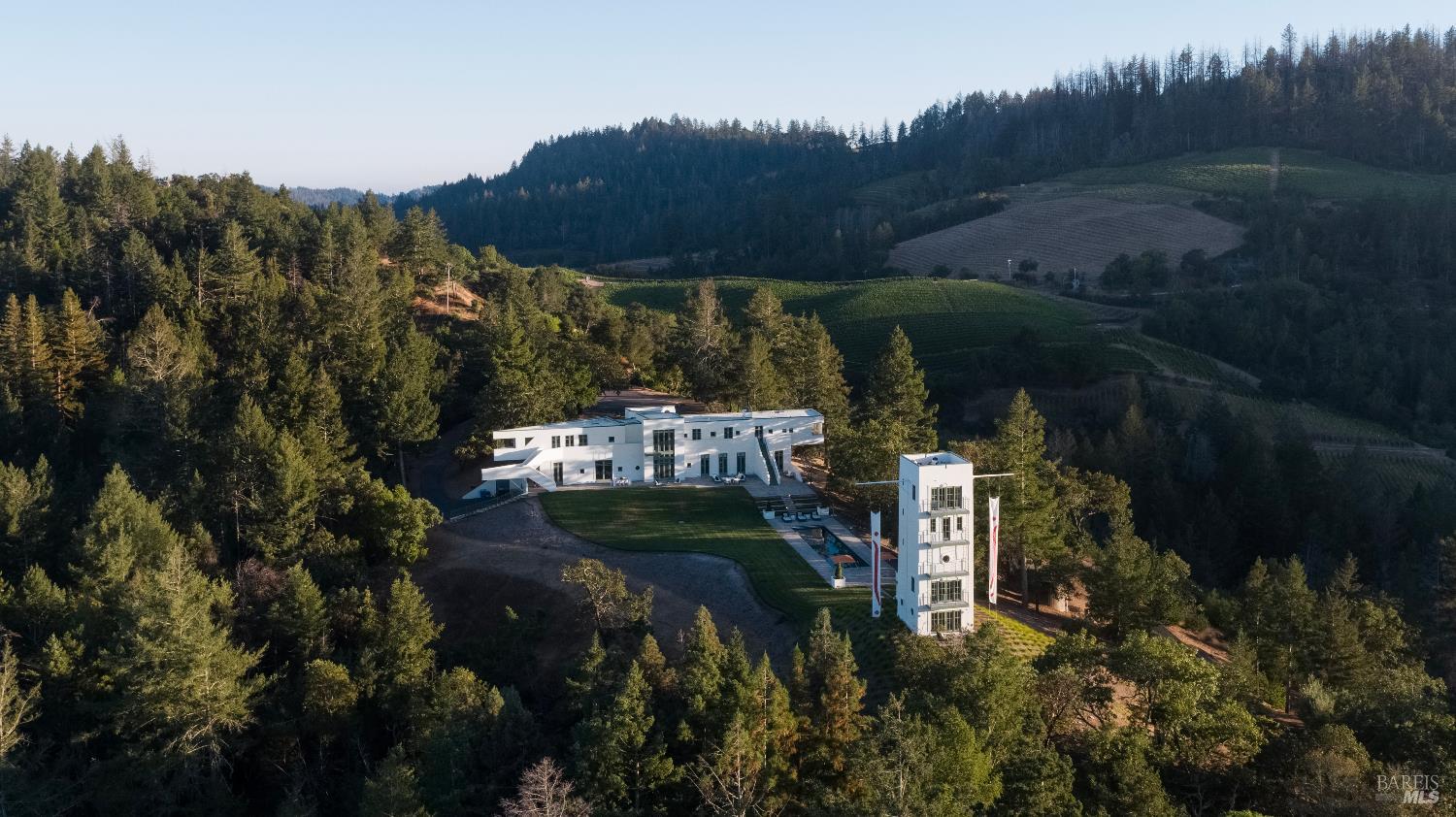 Detail Gallery Image 4 of 89 For 3000 Mount Veeder Rd, Napa,  CA 94558 - 8 Beds | 7/2 Baths