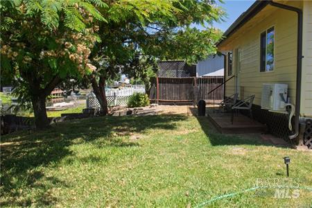 Detail Gallery Image 9 of 20 For 2645 Clipper Ln, Lakeport,  CA 95453 - 3 Beds | 1/1 Baths