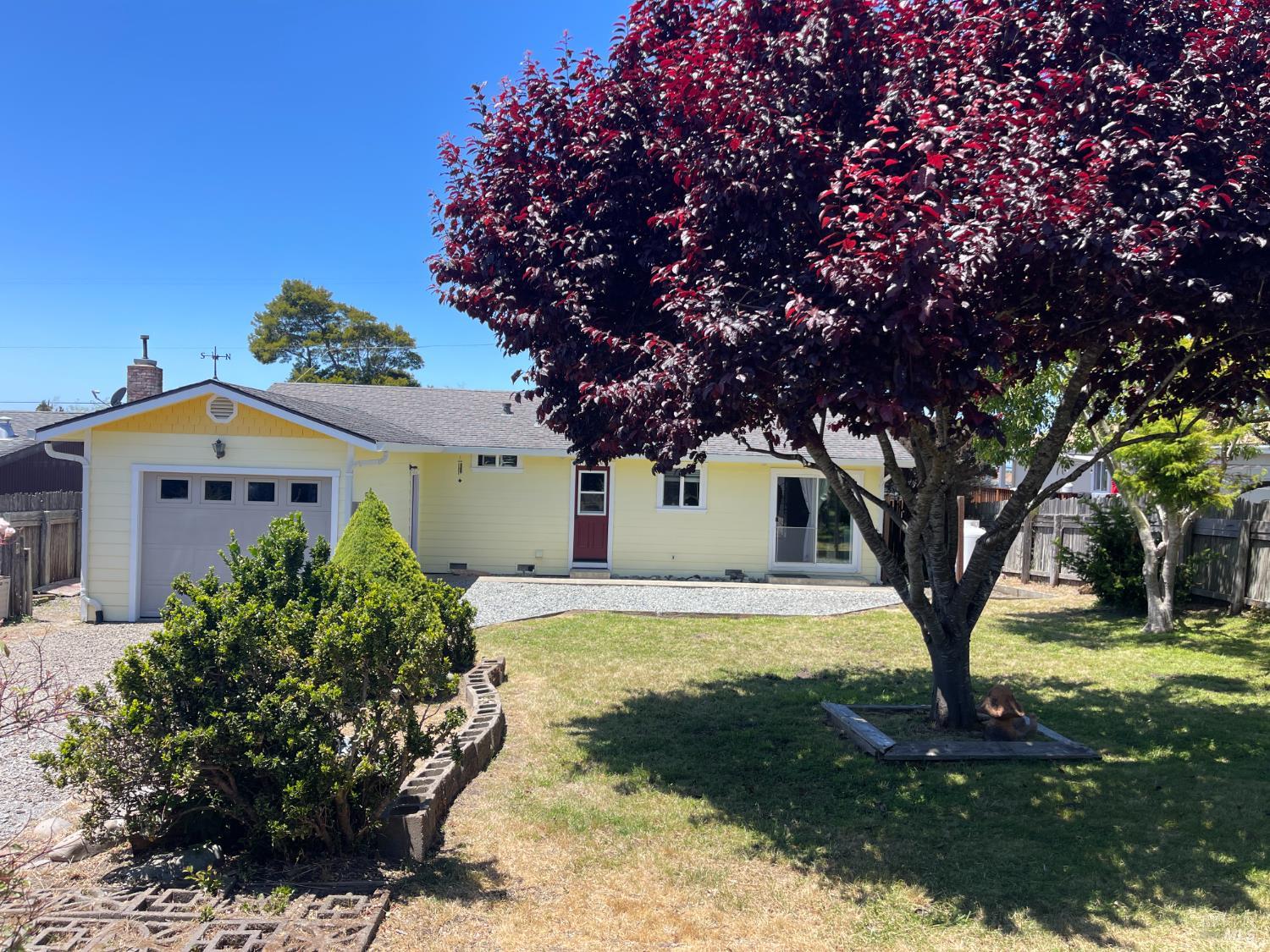 Detail Gallery Image 3 of 35 For 148 Olsen Ln, Fort Bragg,  CA 95437 - 3 Beds | 1 Baths