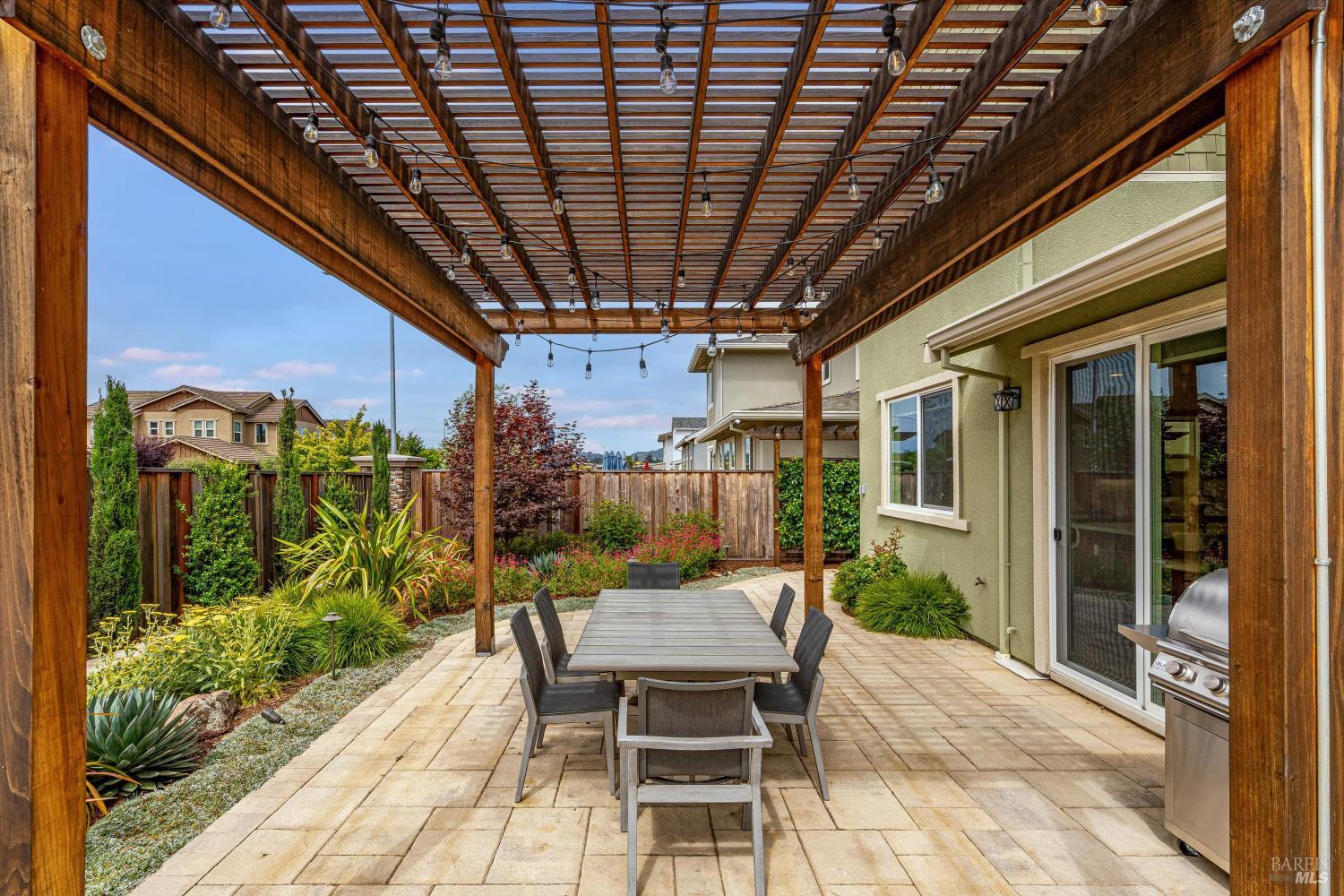 Detail Gallery Image 40 of 53 For 349 Vinterra Ct, Napa,  CA 94559 - 4 Beds | 2/1 Baths