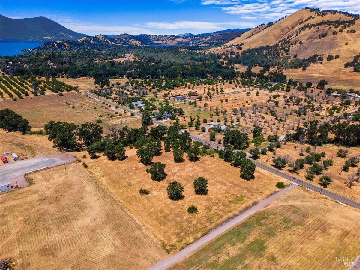 Detail Gallery Image 14 of 15 For 14775 Burns Valley Rd, Clearlake,  CA 95422 - – Beds | – Baths