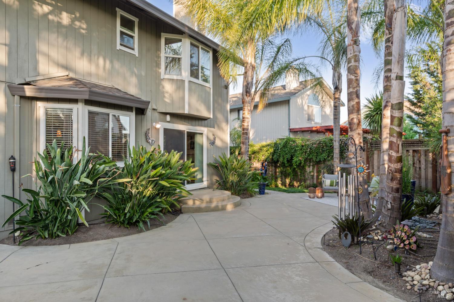 Detail Gallery Image 44 of 55 For 706 Natalie Dr, Windsor,  CA 95492 - 5 Beds | 3 Baths