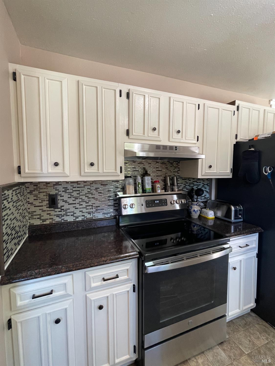 Detail Gallery Image 14 of 35 For 148 Olsen Ln, Fort Bragg,  CA 95437 - 3 Beds | 1 Baths