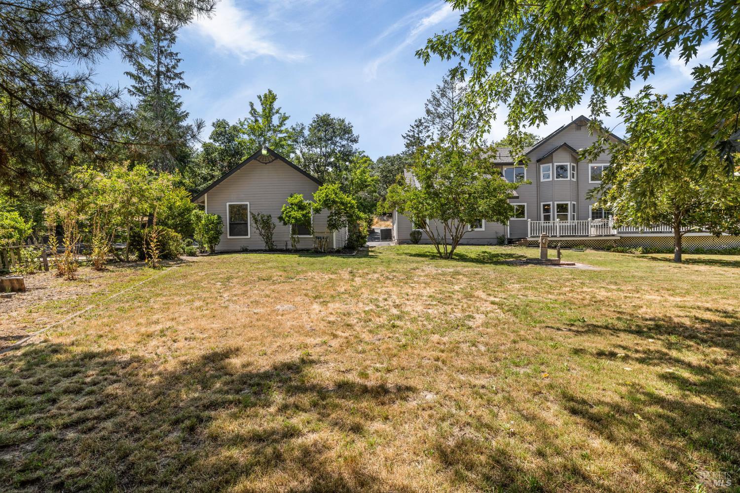 Detail Gallery Image 9 of 78 For 9705 Oconnell Rd, Sebastopol,  CA 95472 - 3 Beds | 2/1 Baths