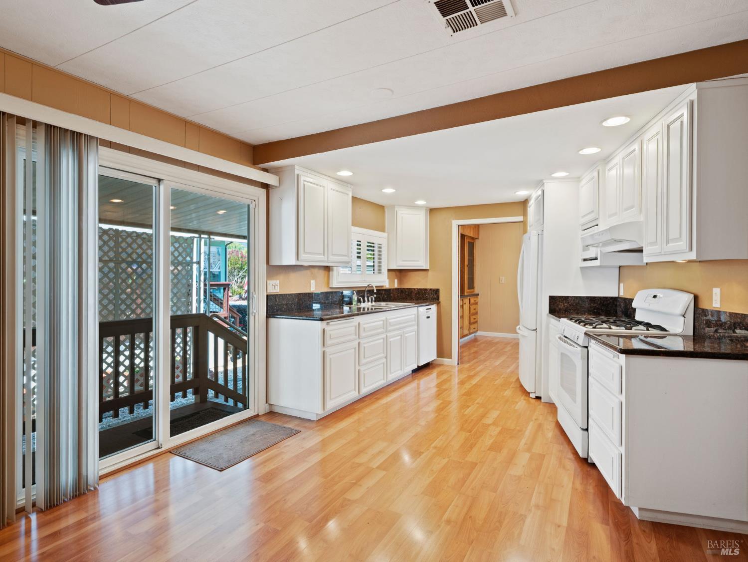 Detail Gallery Image 6 of 20 For 6468 Washington St 3, Yountville,  CA 94599 - 2 Beds | 2 Baths