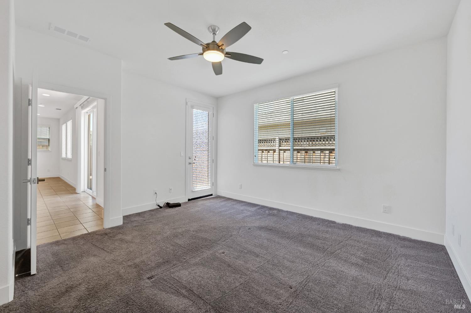 Detail Gallery Image 11 of 32 For 5733 Kassandra Pl, Rohnert Park,  CA 94928 - 4 Beds | 3/1 Baths