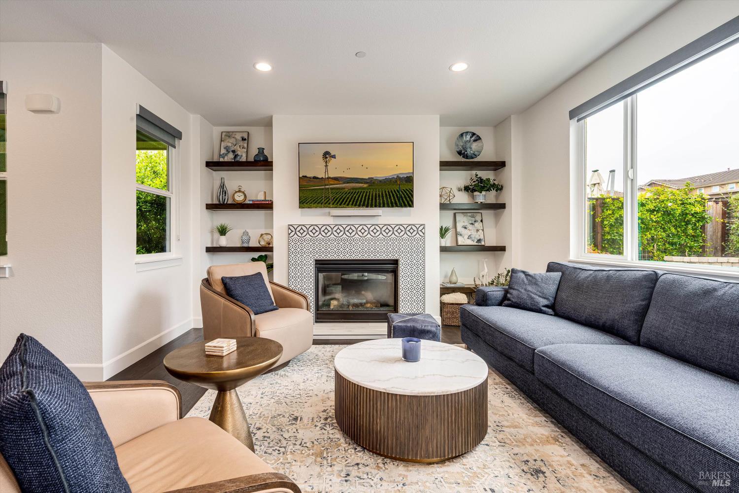 Detail Gallery Image 10 of 53 For 349 Vinterra Ct, Napa,  CA 94559 - 4 Beds | 2/1 Baths