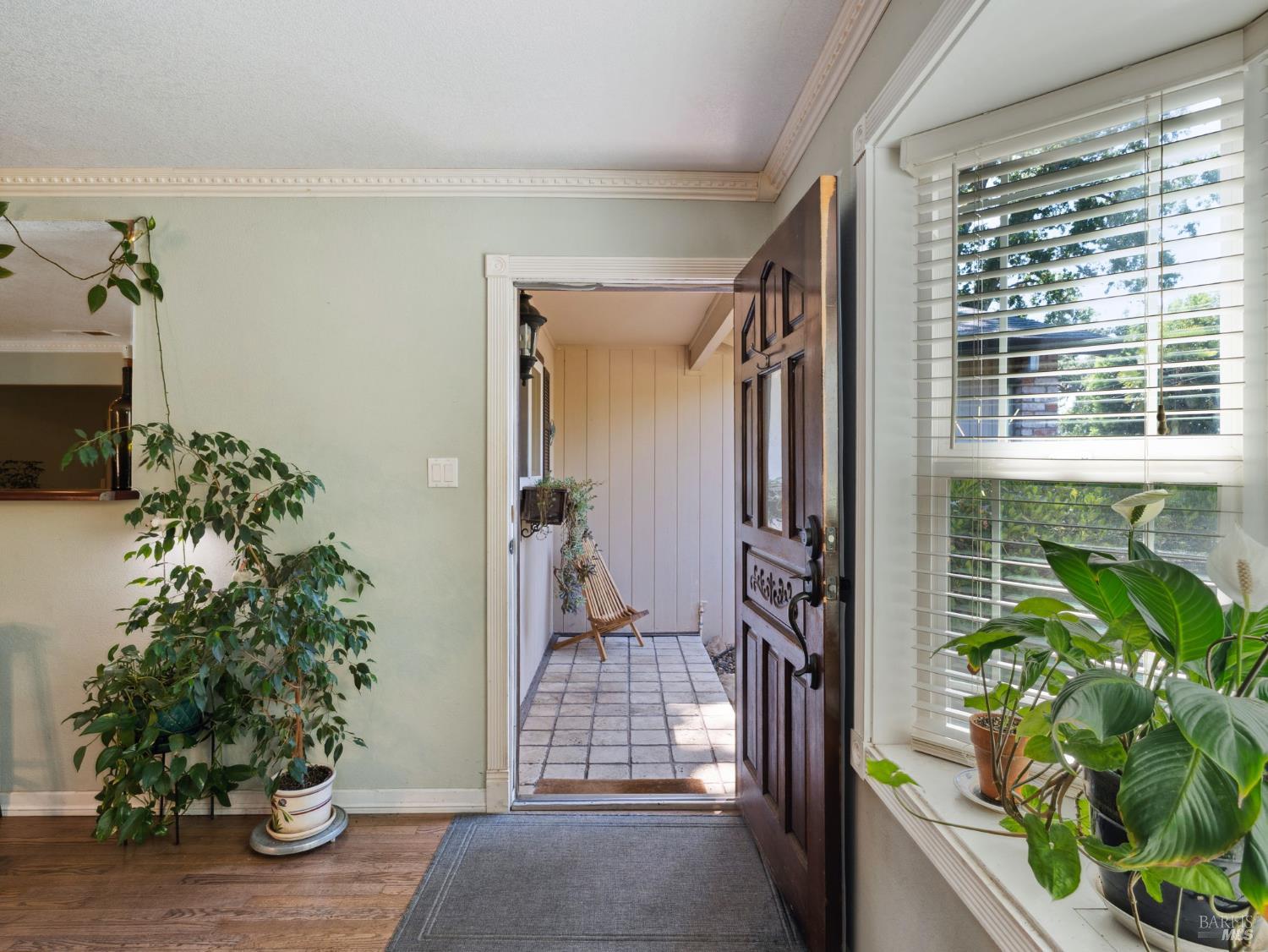 Detail Gallery Image 3 of 47 For 580 W 2nd St, Cloverdale,  CA 95425 - 3 Beds | 2 Baths
