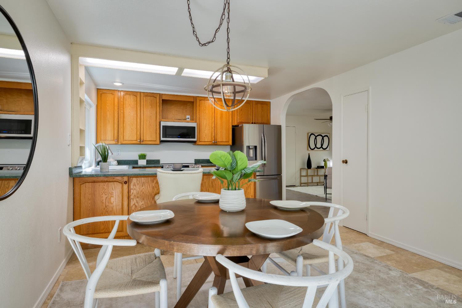 Detail Gallery Image 21 of 59 For 2330 Gads Hill St, Santa Rosa,  CA 95401 - 3 Beds | 2 Baths
