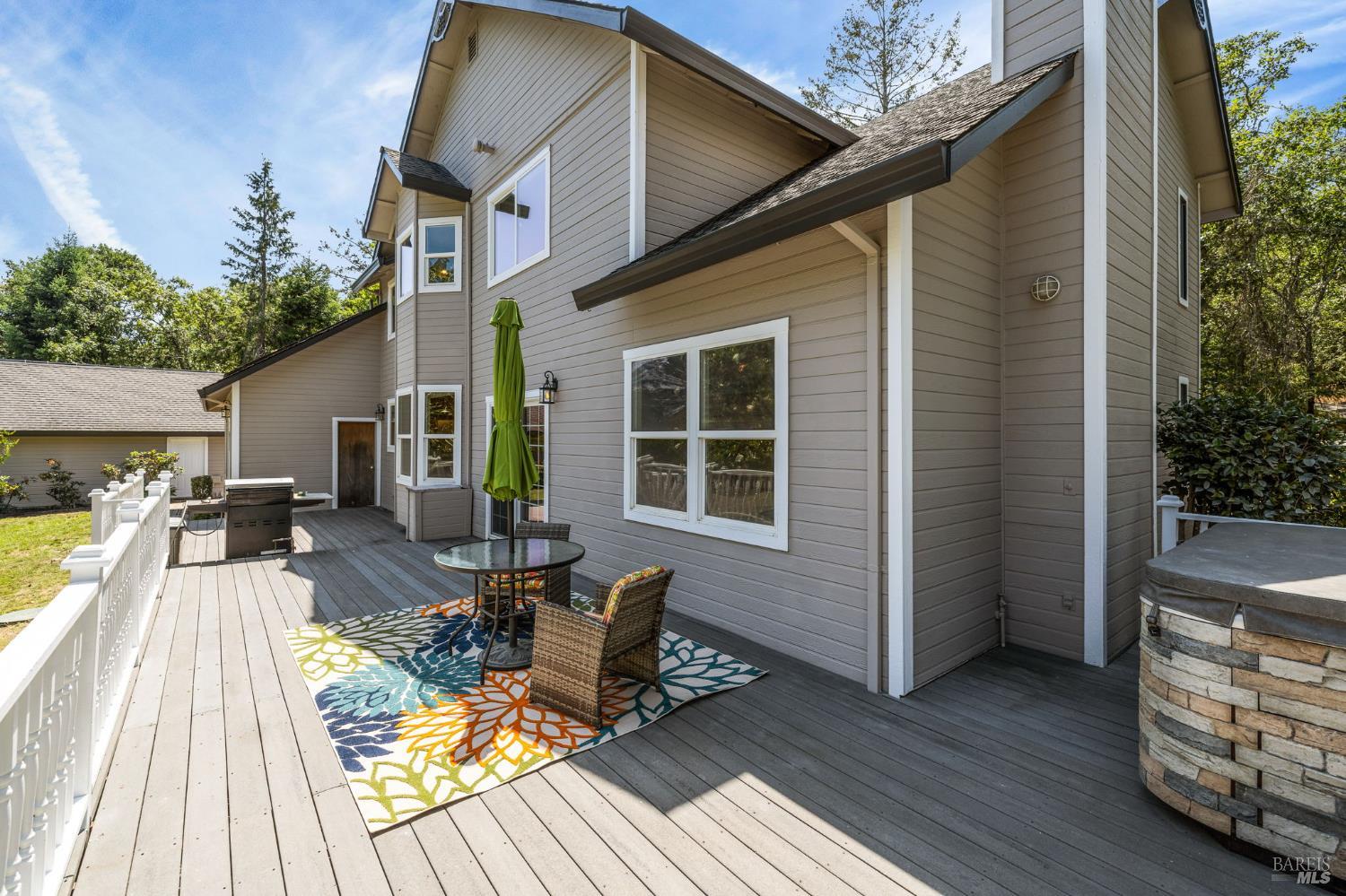 Detail Gallery Image 7 of 78 For 9705 Oconnell Rd, Sebastopol,  CA 95472 - 3 Beds | 2/1 Baths