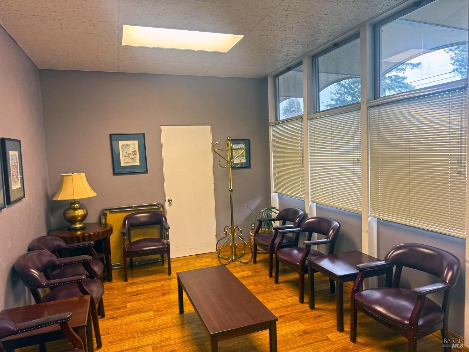 Detail Gallery Image 11 of 19 For 1515 Montgomery Dr #C,  Santa Rosa,  CA 95405 - – Beds | – Baths