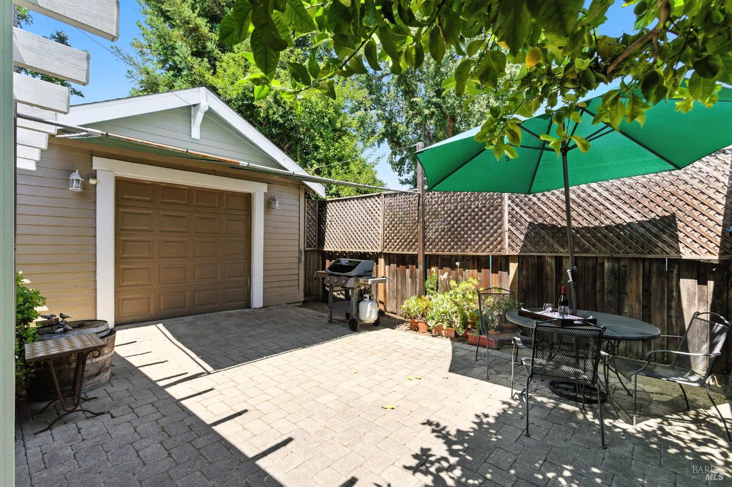 Detail Gallery Image 32 of 48 For 475 Boyes Blvd, Sonoma,  CA 95476 - 2 Beds | 1 Baths