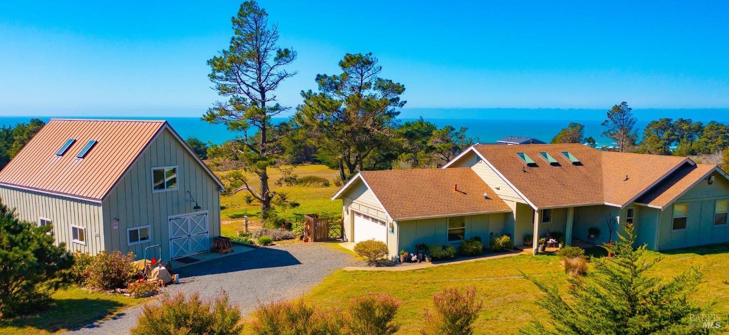 Detail Gallery Image 1 of 41 For 46570 Iversen Rd, Gualala,  CA 95445 - 3 Beds | 2 Baths