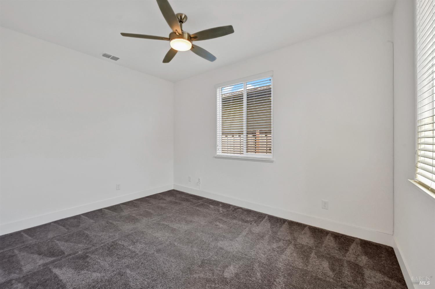 Detail Gallery Image 13 of 32 For 5733 Kassandra Pl, Rohnert Park,  CA 94928 - 4 Beds | 3/1 Baths