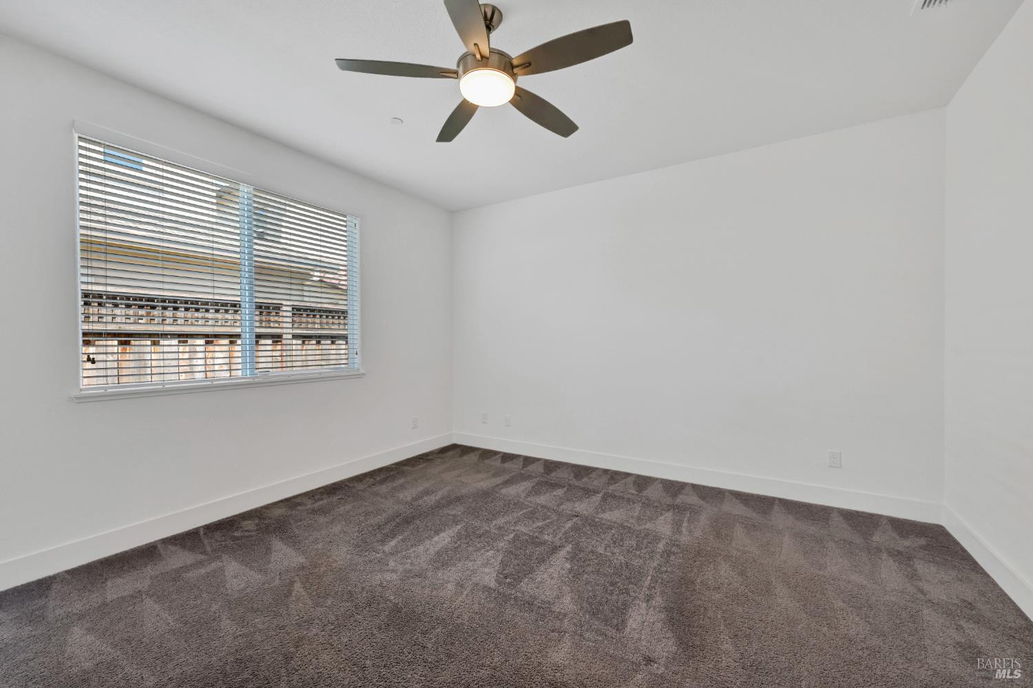 Detail Gallery Image 10 of 32 For 5733 Kassandra Pl, Rohnert Park,  CA 94928 - 4 Beds | 3/1 Baths