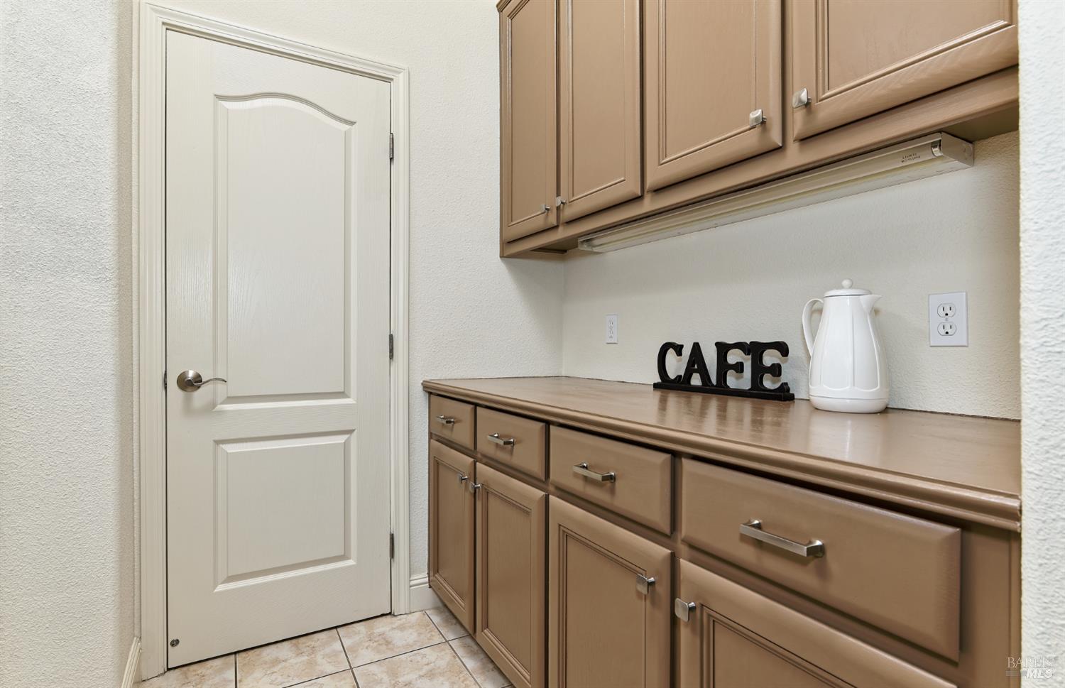 Detail Gallery Image 17 of 33 For 721 Michelbook Ln, Rio Vista,  CA 94571 - 2 Beds | 2/1 Baths