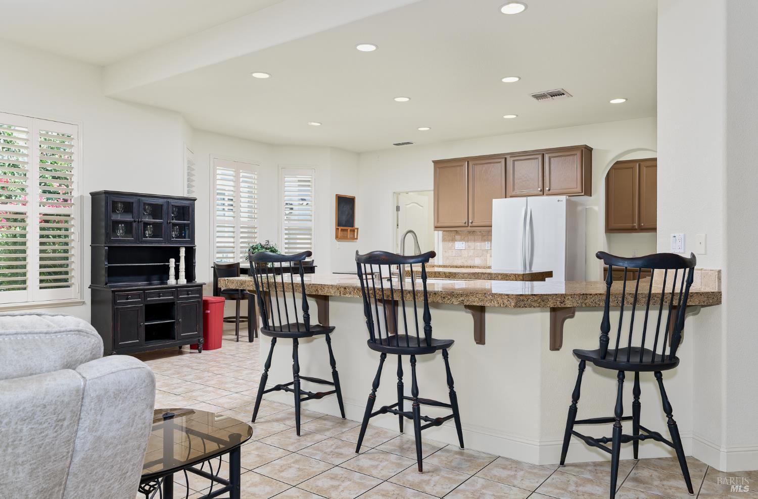 Detail Gallery Image 15 of 33 For 721 Michelbook Ln, Rio Vista,  CA 94571 - 2 Beds | 2/1 Baths