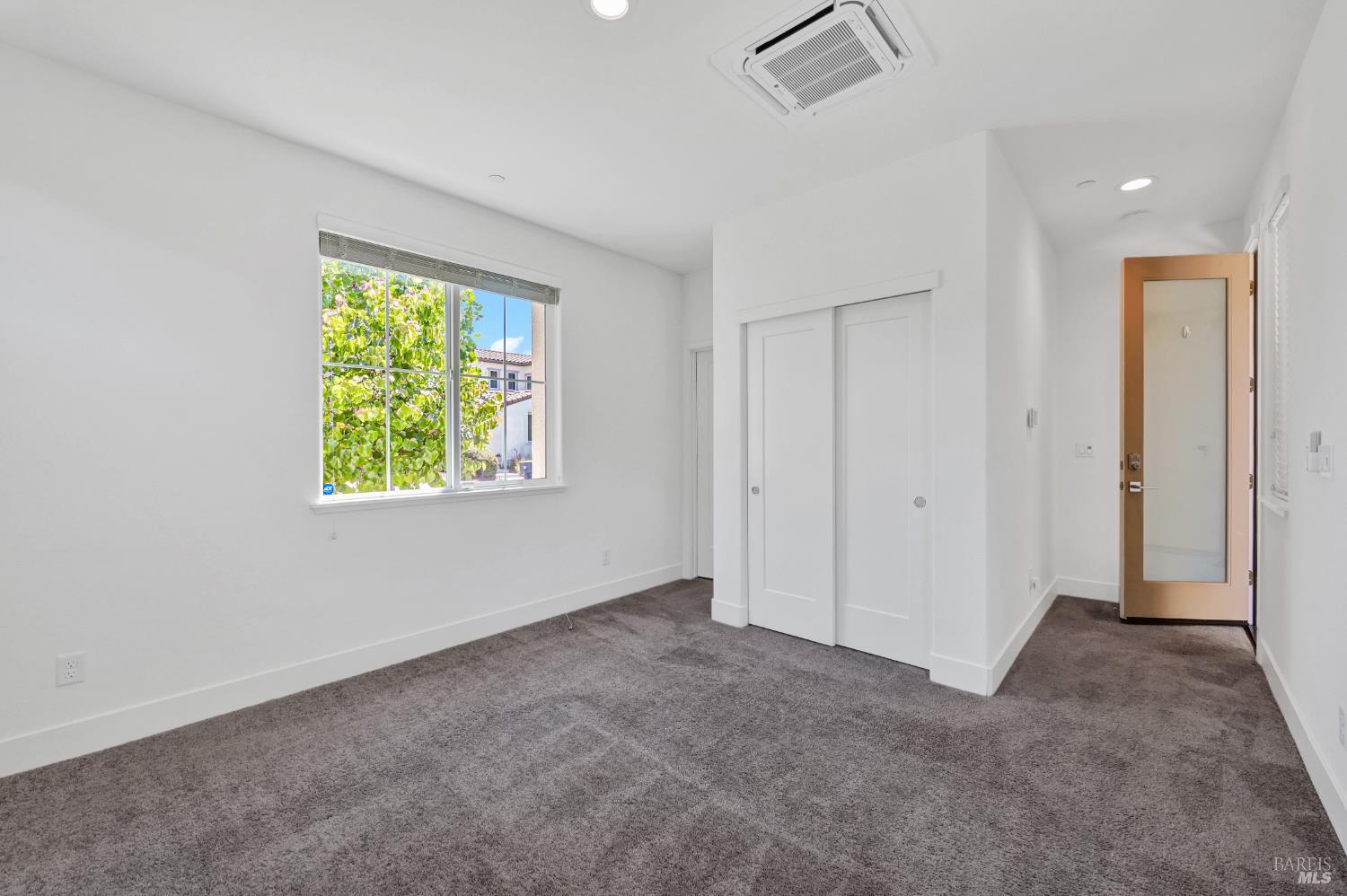 Detail Gallery Image 22 of 32 For 5733 Kassandra Pl, Rohnert Park,  CA 94928 - 4 Beds | 3/1 Baths