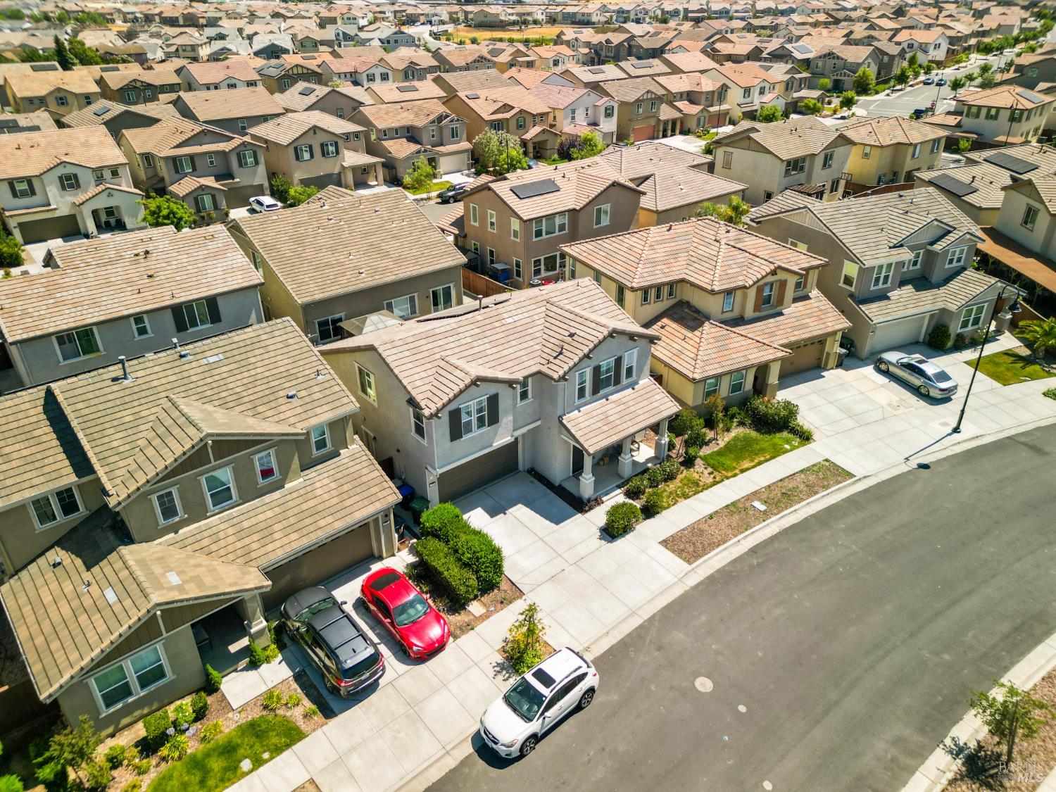 Detail Gallery Image 37 of 39 For 1409 Spur Ln, Fairfield,  CA 94533 - 4 Beds | 3 Baths