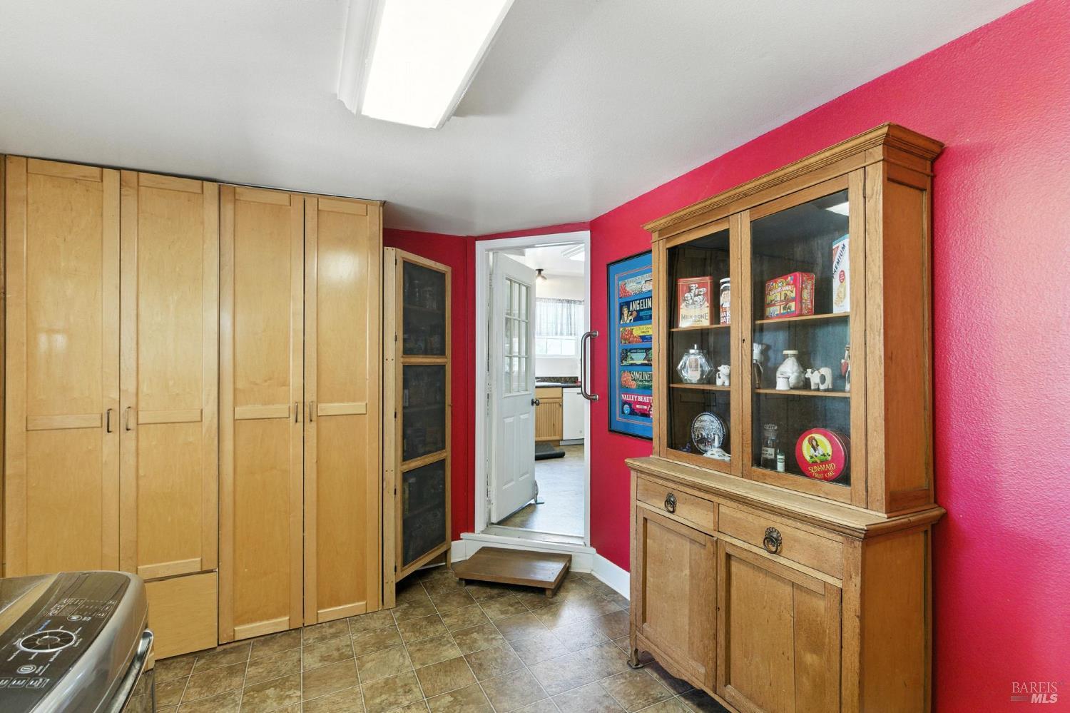 Detail Gallery Image 30 of 48 For 475 Boyes Blvd, Sonoma,  CA 95476 - 2 Beds | 1 Baths