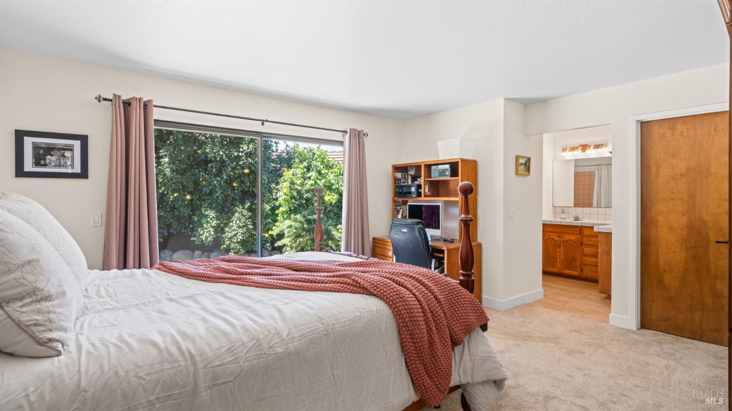 Detail Gallery Image 28 of 42 For 945 Monique Way, Dixon,  CA 95620 - 3 Beds | 2 Baths