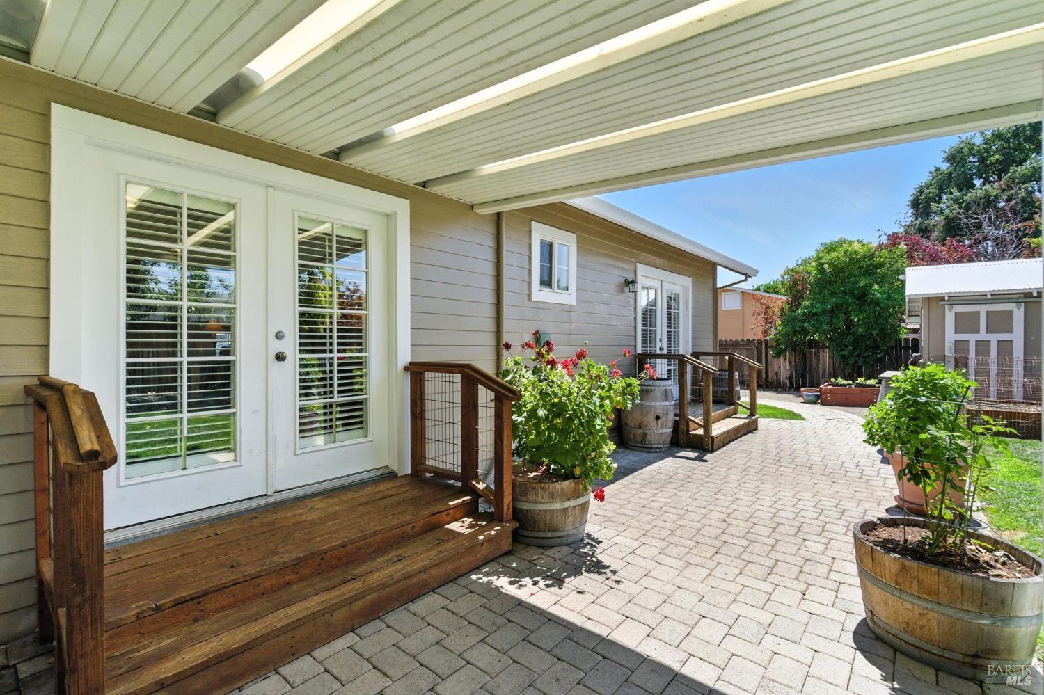 Detail Gallery Image 24 of 48 For 475 Boyes Blvd, Sonoma,  CA 95476 - 2 Beds | 1 Baths