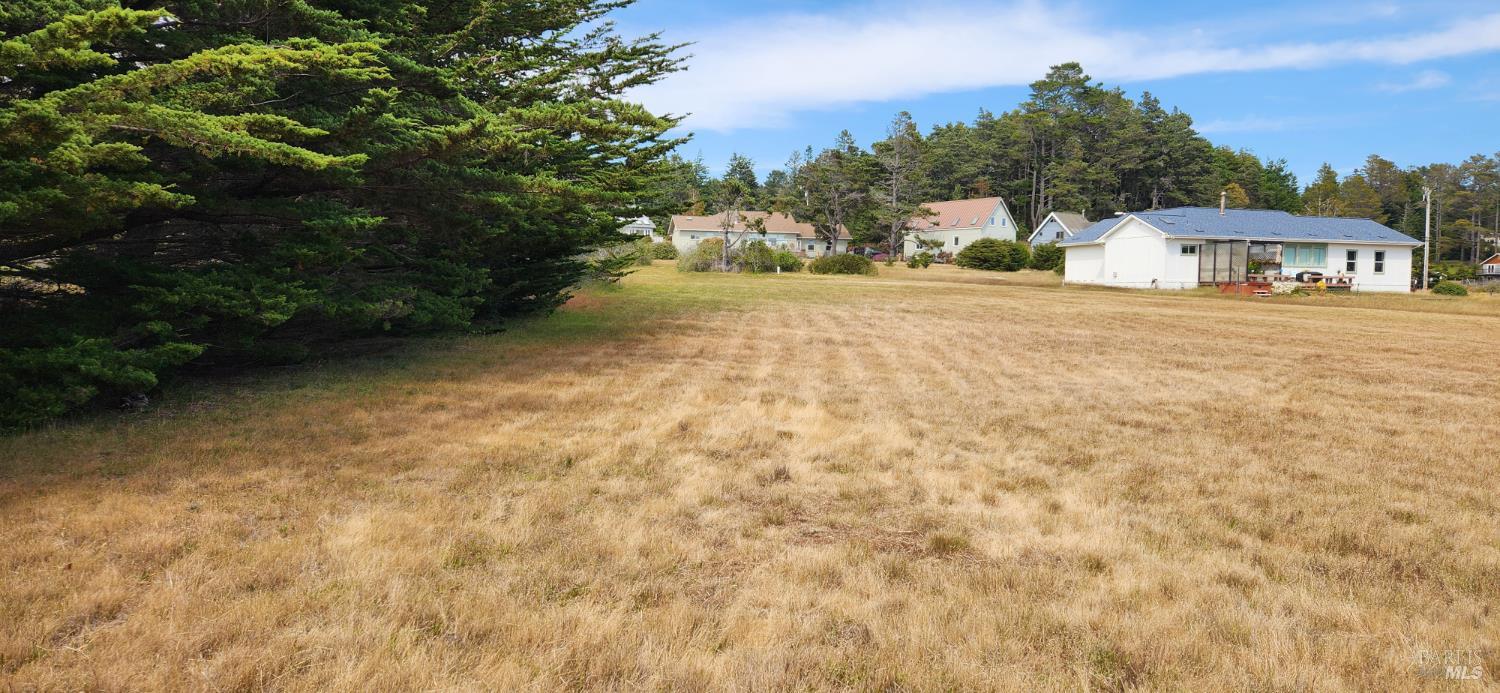 Detail Gallery Image 5 of 41 For 46570 Iversen Rd, Gualala,  CA 95445 - 3 Beds | 2 Baths