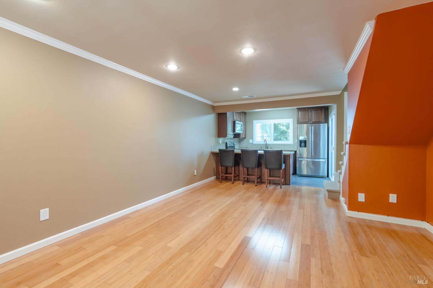 Detail Gallery Image 3 of 13 For 171 Nautical Ct, Vallejo,  CA 94574 - 2 Beds | 1 Baths