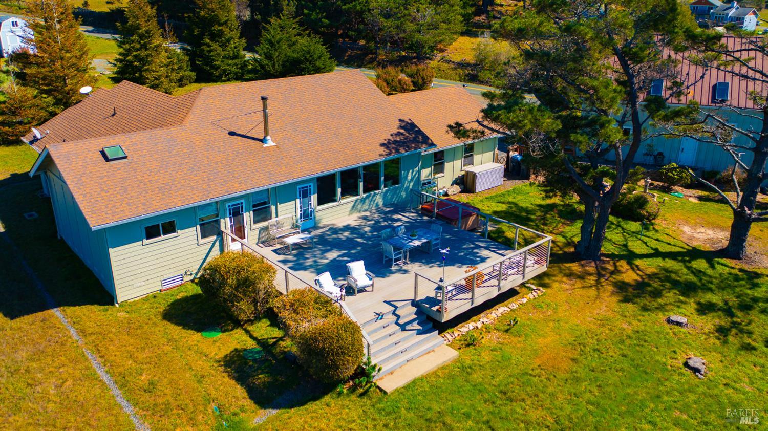 Detail Gallery Image 13 of 41 For 46570 Iversen Rd, Gualala,  CA 95445 - 3 Beds | 2 Baths