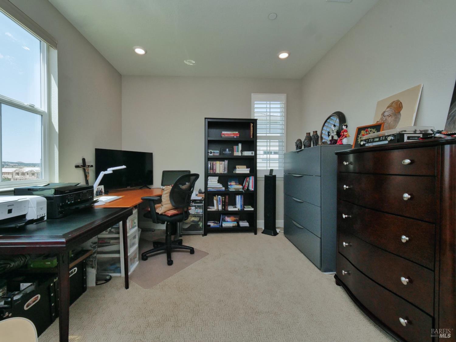 Blue River Drive, Vallejo, California image 33