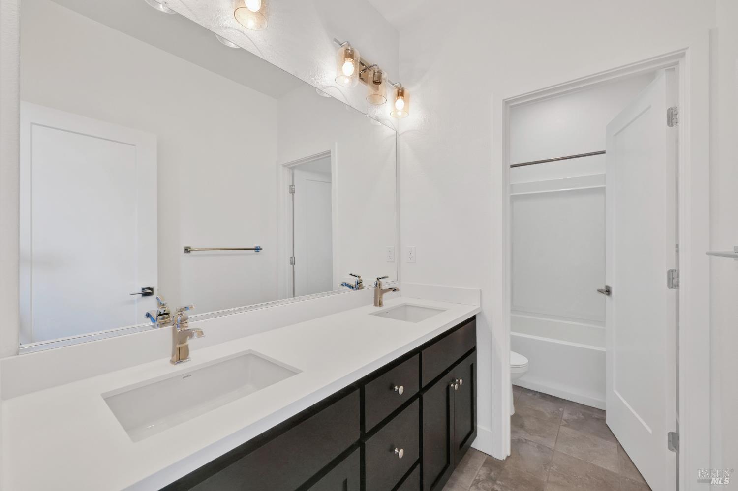 Detail Gallery Image 20 of 32 For 5733 Kassandra Pl, Rohnert Park,  CA 94928 - 4 Beds | 3/1 Baths