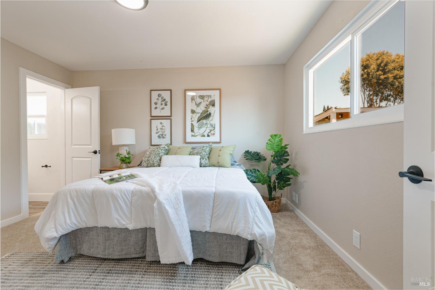Detail Gallery Image 19 of 26 For 2302 Santa Rosa Dr, Fairfield,  CA 94533 - 3 Beds | 2 Baths