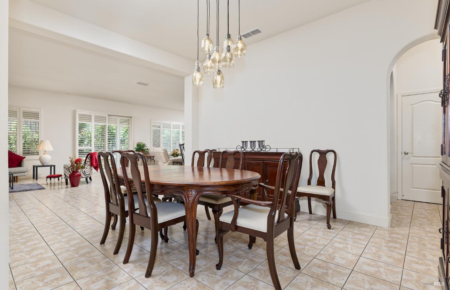 Detail Gallery Image 5 of 33 For 721 Michelbook Ln, Rio Vista,  CA 94571 - 2 Beds | 2/1 Baths