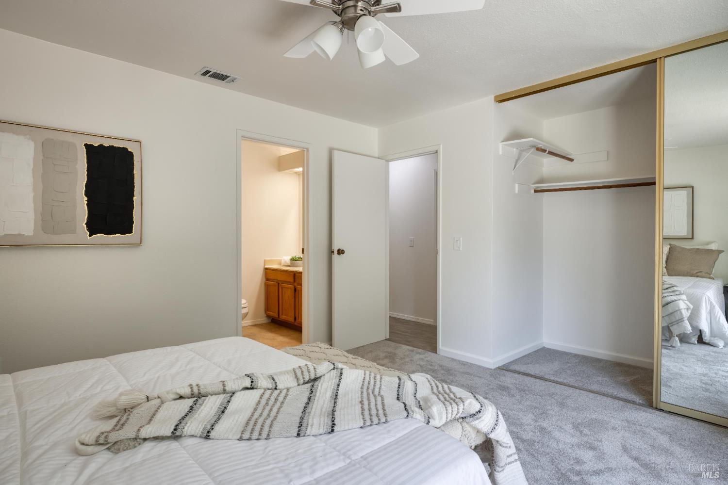 Detail Gallery Image 24 of 59 For 2330 Gads Hill St, Santa Rosa,  CA 95401 - 3 Beds | 2 Baths