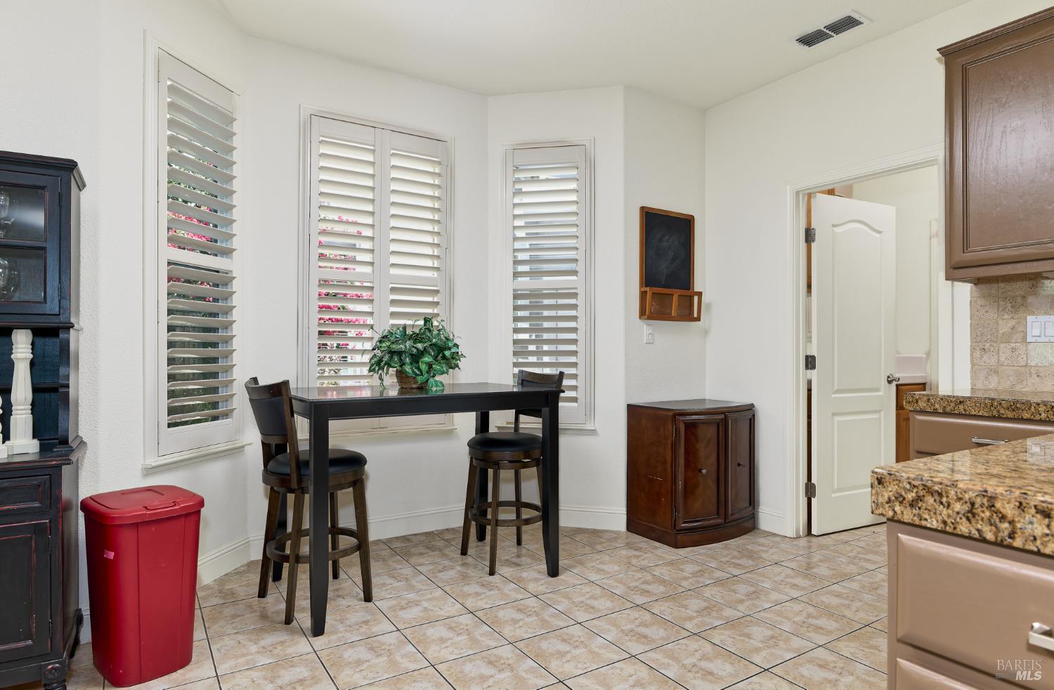 Detail Gallery Image 16 of 33 For 721 Michelbook Ln, Rio Vista,  CA 94571 - 2 Beds | 2/1 Baths