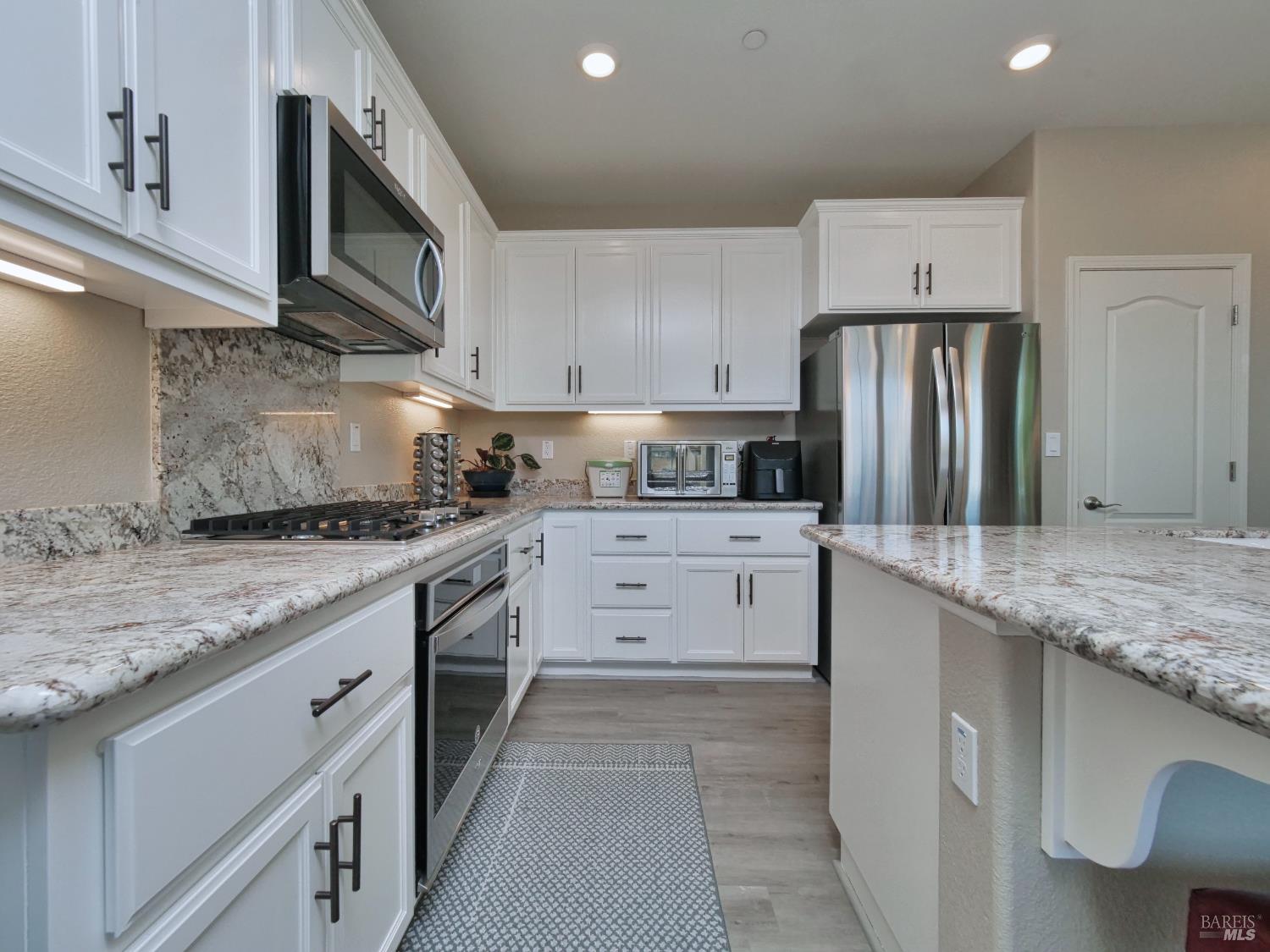 Blue River Drive, Vallejo, California image 14