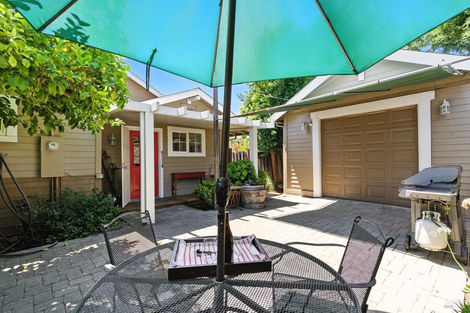 Detail Gallery Image 31 of 48 For 475 Boyes Blvd, Sonoma,  CA 95476 - 2 Beds | 1 Baths