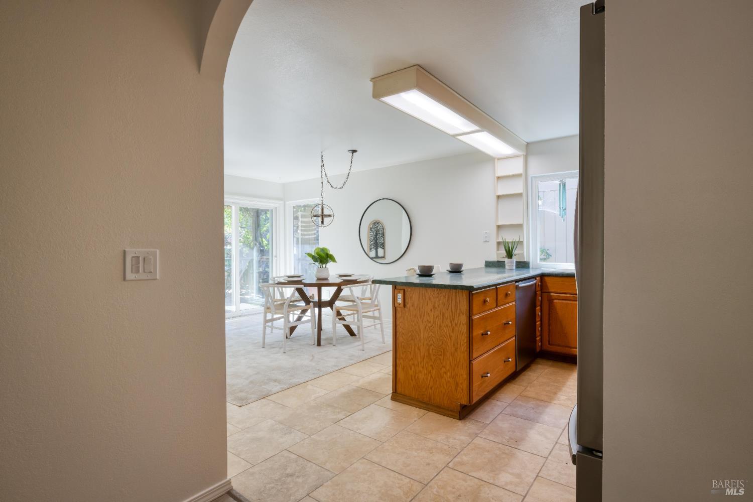 Detail Gallery Image 19 of 59 For 2330 Gads Hill St, Santa Rosa,  CA 95401 - 3 Beds | 2 Baths