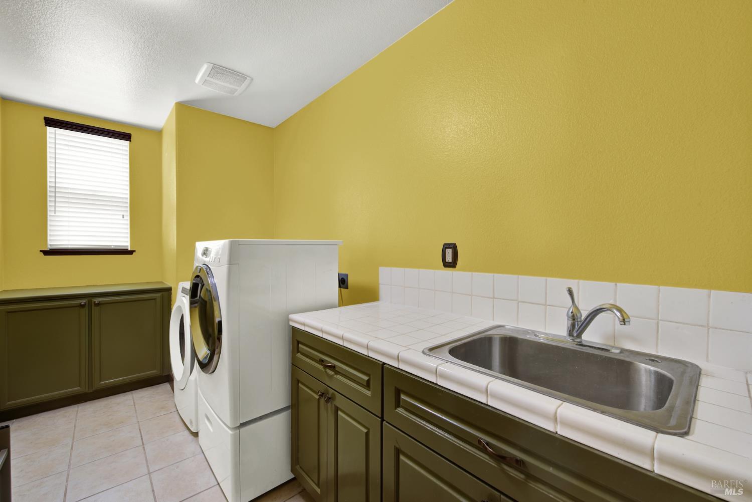 Detail Gallery Image 32 of 82 For 1256 Poplar Dr, Oakley,  CA 94561 - 4 Beds | 3 Baths