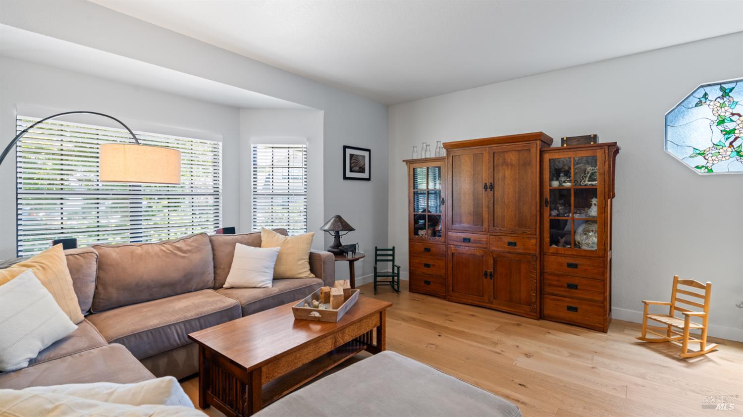 Detail Gallery Image 7 of 42 For 945 Monique Way, Dixon,  CA 95620 - 3 Beds | 2 Baths