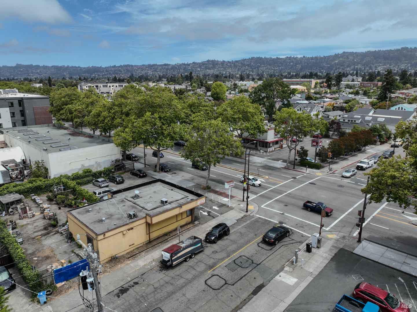Detail Gallery Image 11 of 19 For 1050 Allston Way, Berkeley,  CA 94710 - – Beds | – Baths