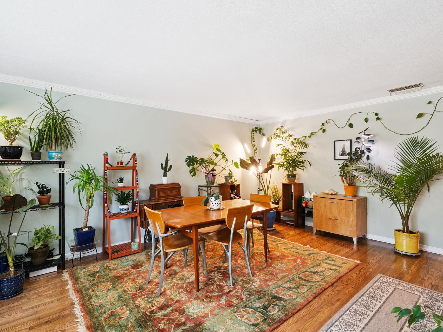 Detail Gallery Image 6 of 47 For 580 W 2nd St, Cloverdale,  CA 95425 - 3 Beds | 2 Baths