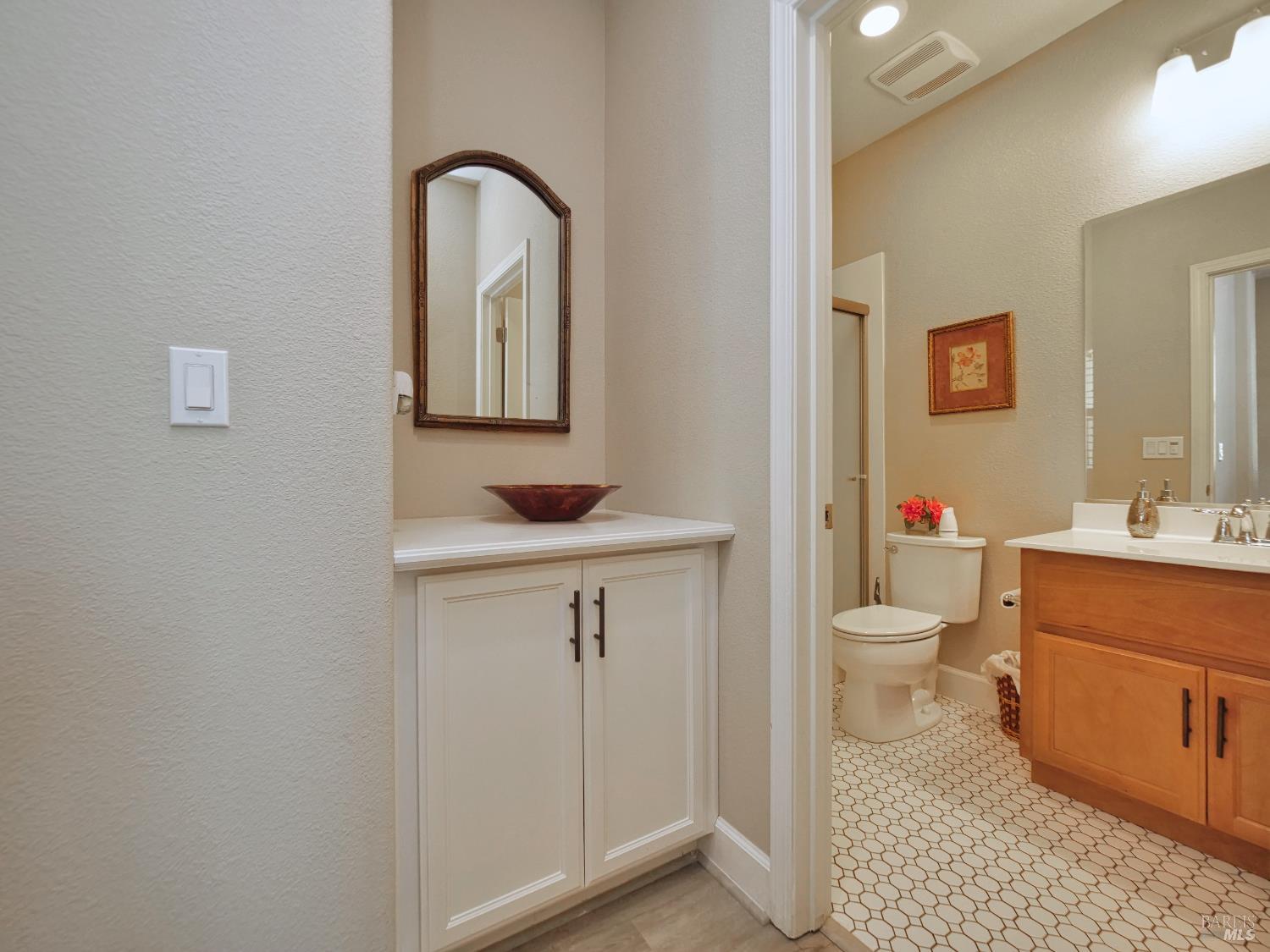 Blue River Drive, Vallejo, California image 8