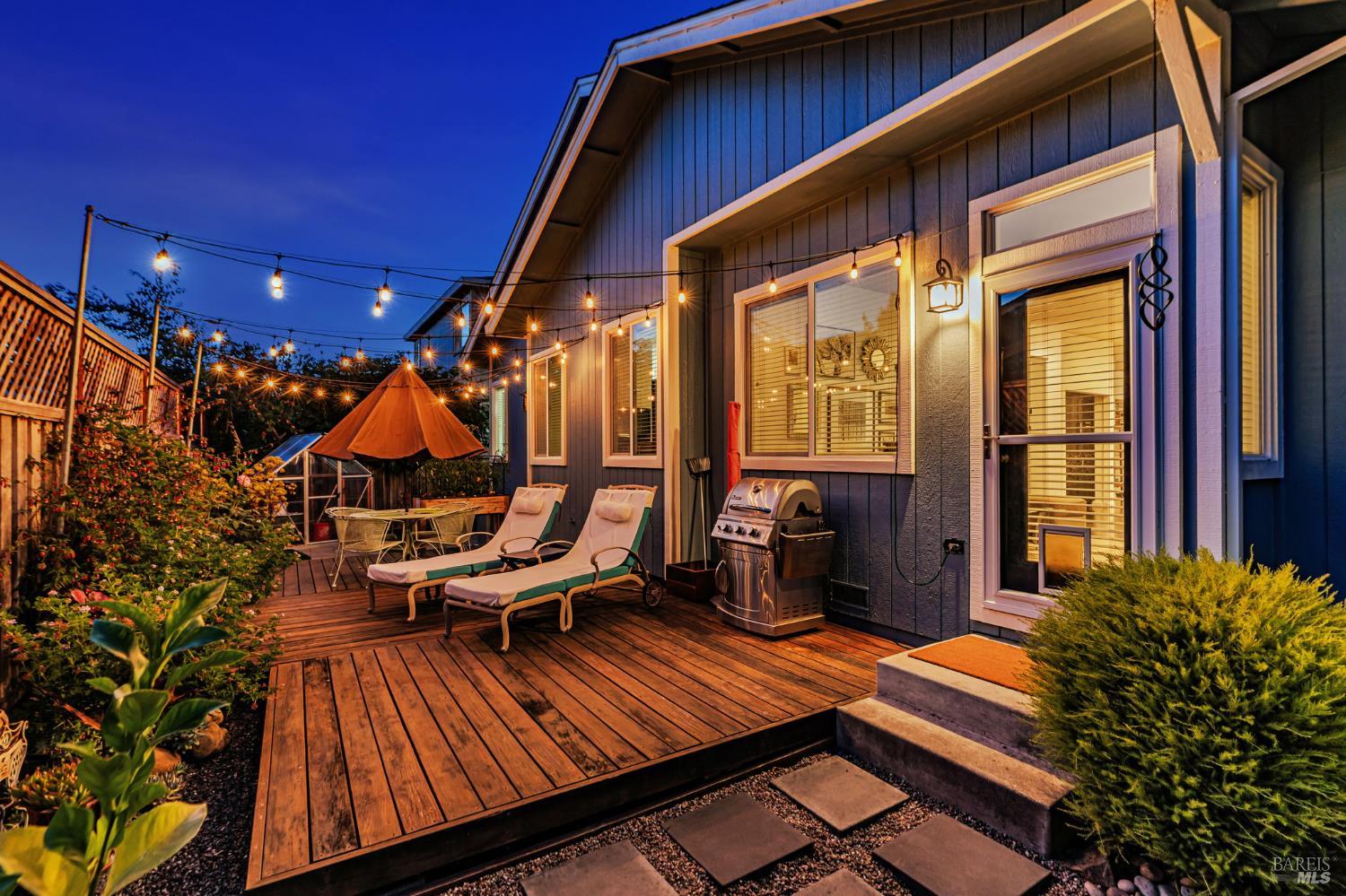 Detail Gallery Image 36 of 46 For 8149 Luisa Way, Windsor,  CA 95492 - 3 Beds | 2 Baths