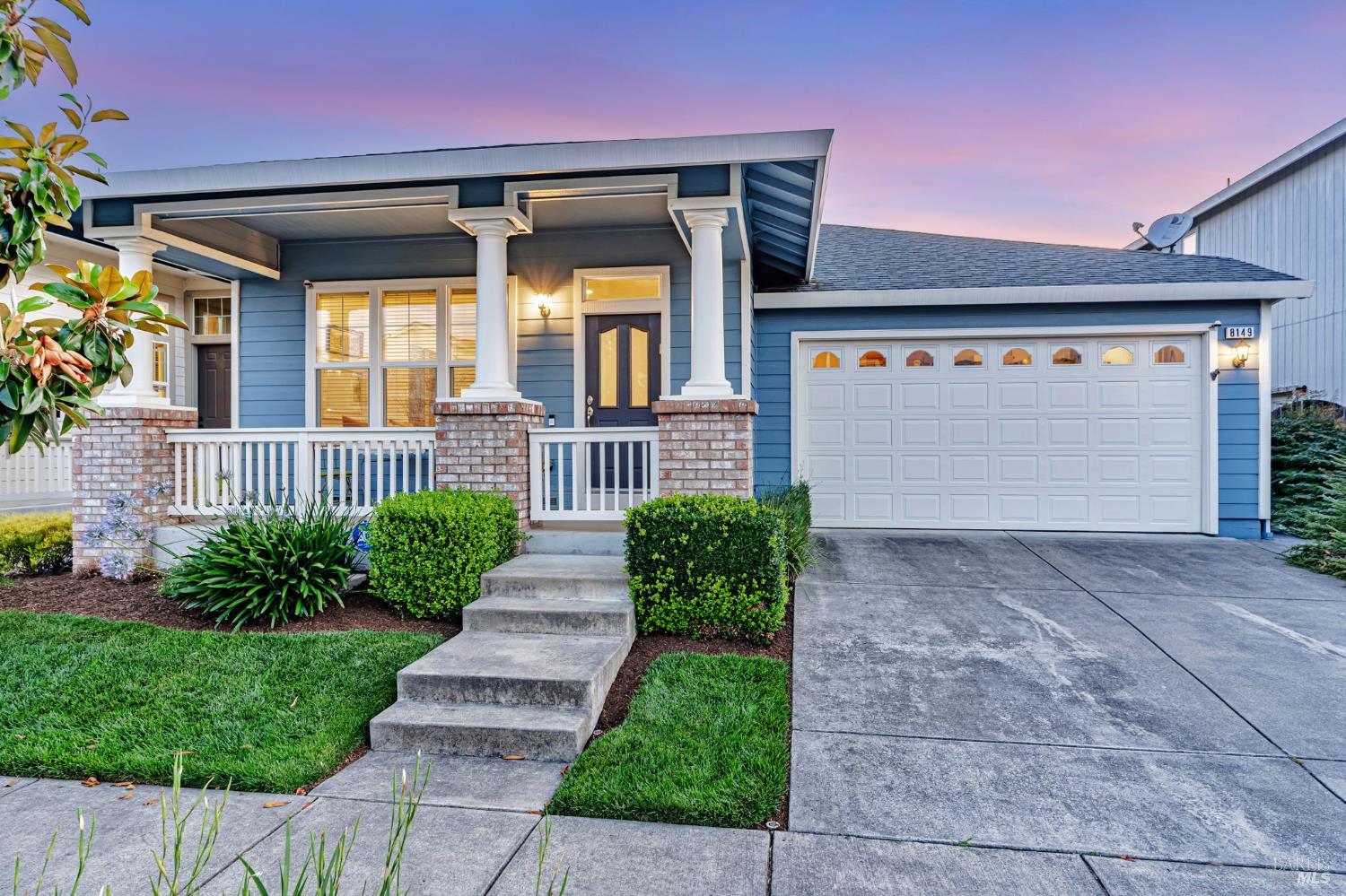 Detail Gallery Image 1 of 46 For 8149 Luisa Way, Windsor,  CA 95492 - 3 Beds | 2 Baths