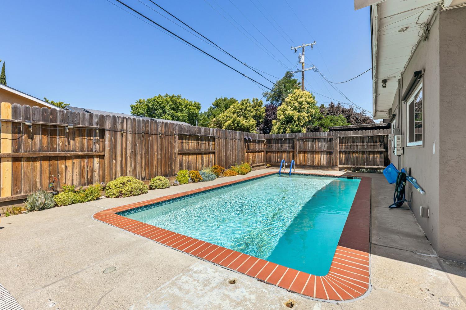 Detail Gallery Image 27 of 33 For 206 Arbor St, Vacaville,  CA 95688 - 2 Beds | 2 Baths
