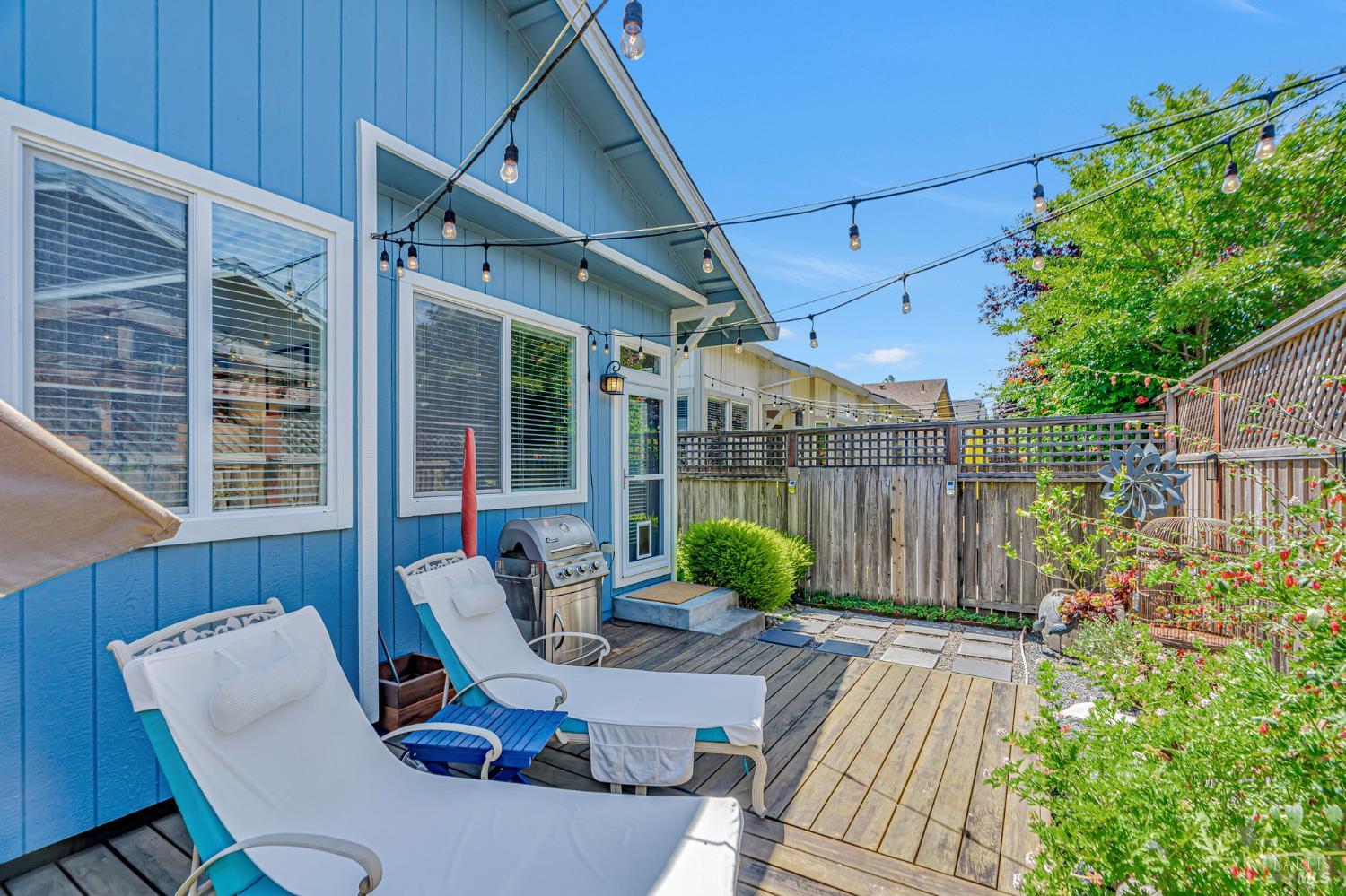 Detail Gallery Image 27 of 46 For 8149 Luisa Way, Windsor,  CA 95492 - 3 Beds | 2 Baths