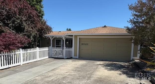 Detail Gallery Image 16 of 16 For 8001 Hill Dr, Sebastopol,  CA 95472 - 3 Beds | 2 Baths