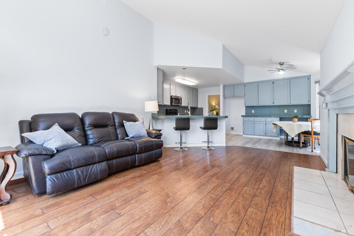 Detail Gallery Image 14 of 31 For 15401 Thomas St, Glen Ellen,  CA 95442 - 3 Beds | 2 Baths