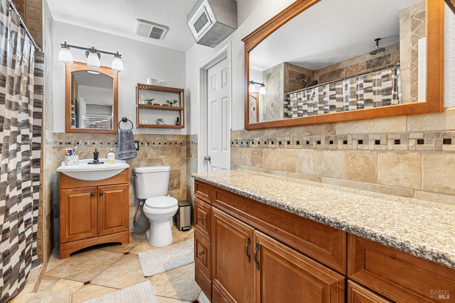 Detail Gallery Image 16 of 33 For 206 Arbor St, Vacaville,  CA 95688 - 2 Beds | 2 Baths
